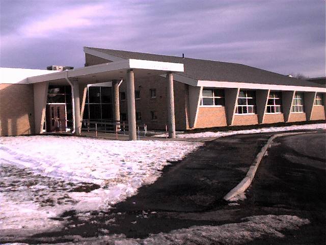schoolpic2.jpg